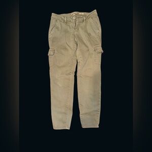 YMI  Women's Ankle Cargo Pants in Olive Green SIZE 7